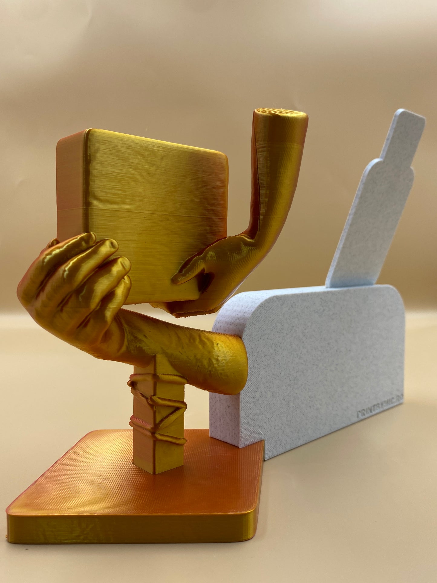 Stand recenzii Google review cu cod QR,NFC și statueta figurina 3D – Acces rapid & design unic personalizat