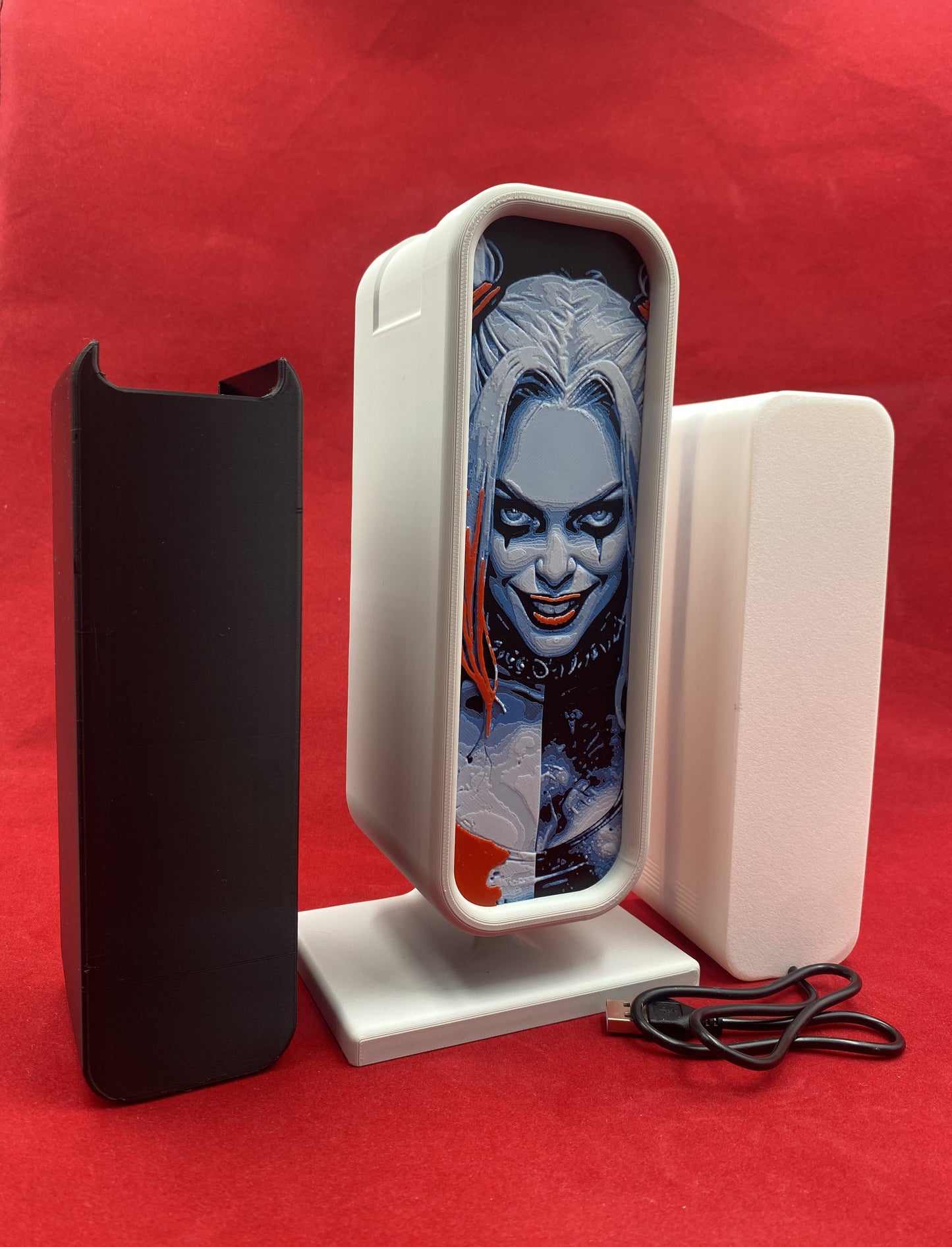 Suport Căști 3D cu Iluminare LED și Plăci Interschimbabile – Design Modular Personalizabil
