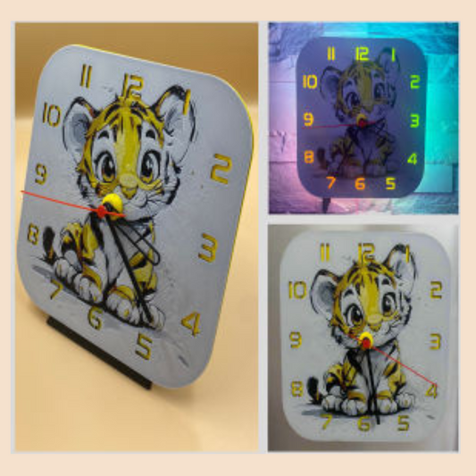 🐯 Ceas de perete/birou personalizat copii cu tigrișor – Imprimare 3D pentru camera copiilor