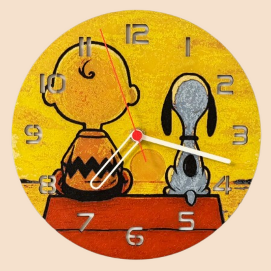 Ceas 3D cu Charlie & Snoopy – Decor luminos pentru camera copiilor